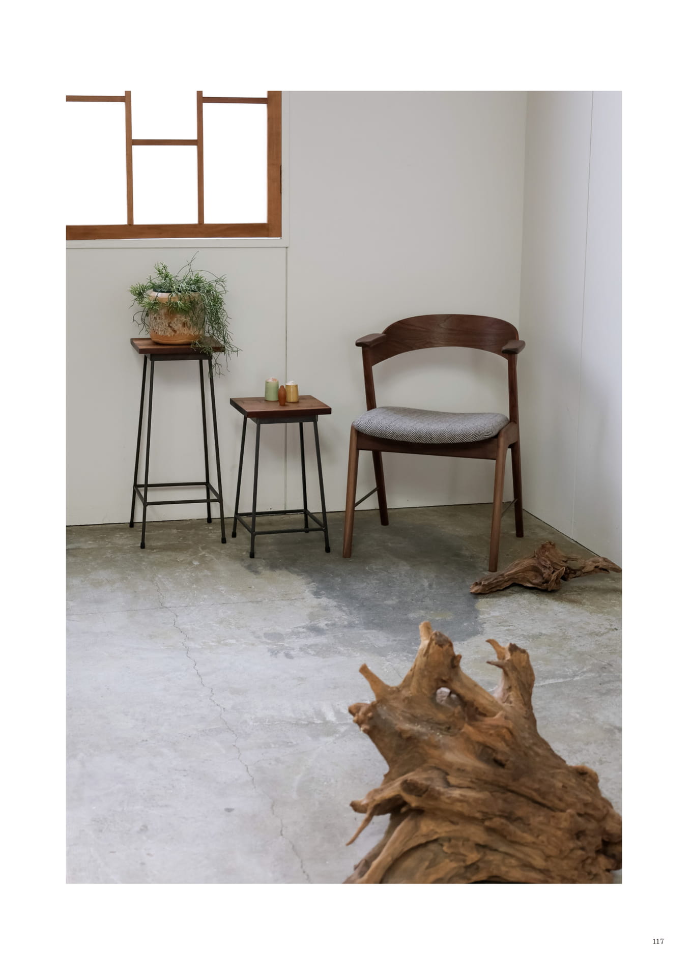 117 | CHAIR